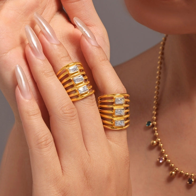 The Golden Horizon Ring