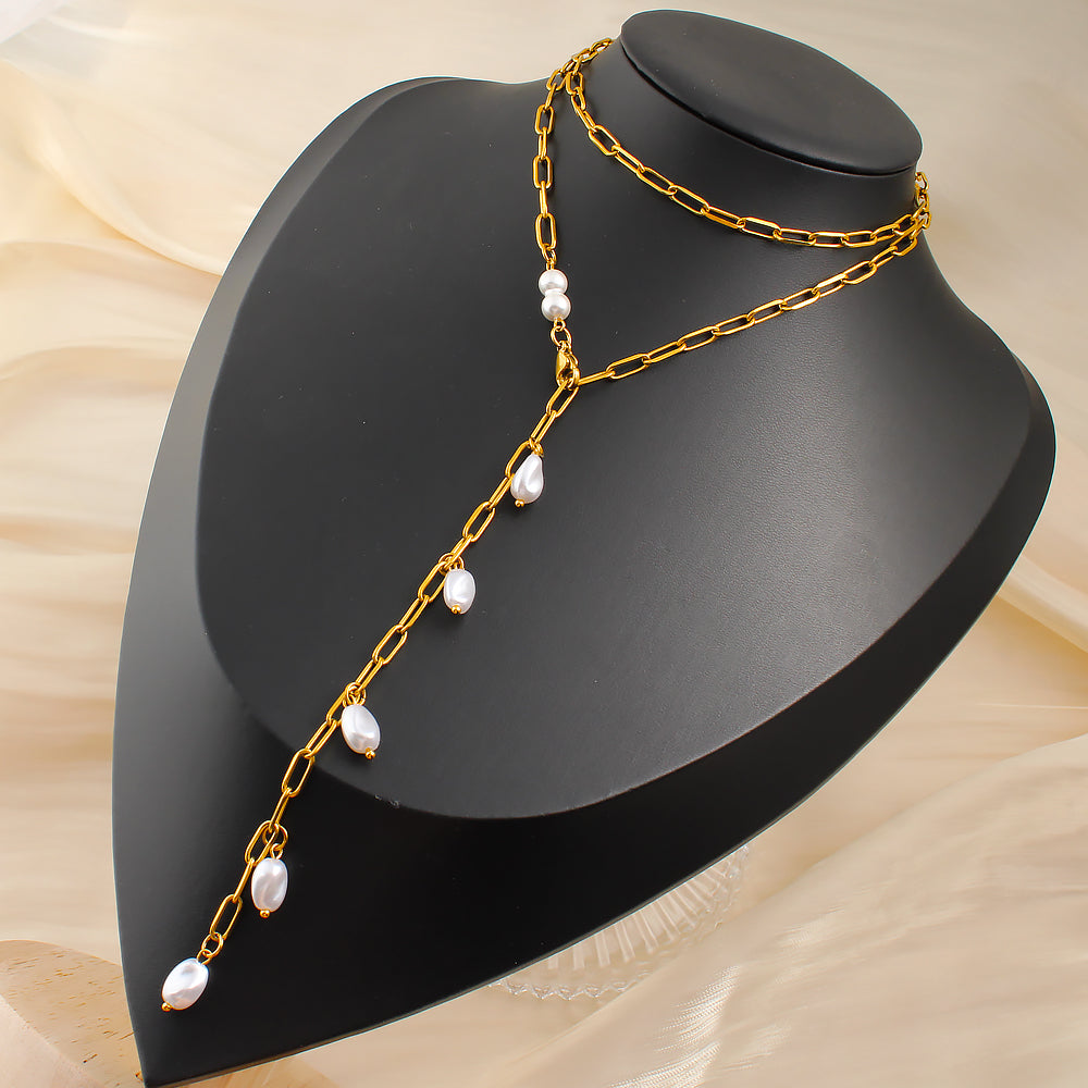 The Aviana Pearl Chain Necklace