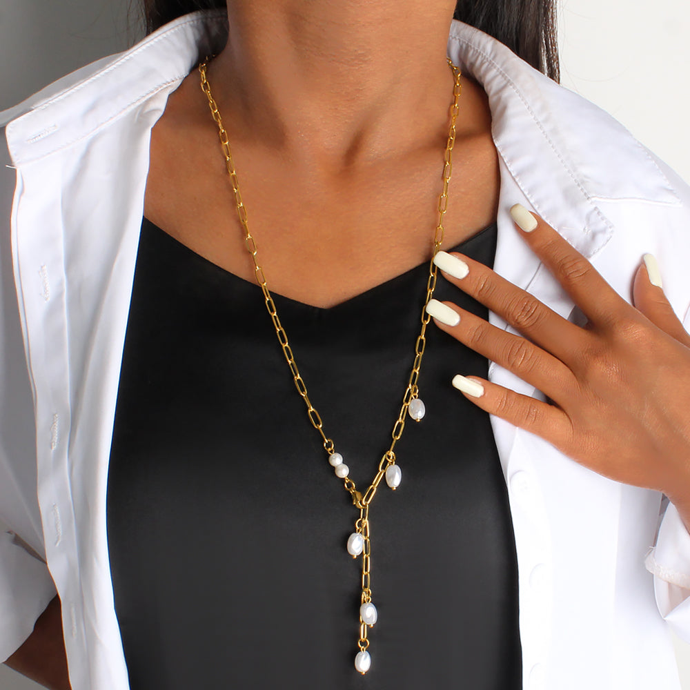 The Aviana Pearl Chain Necklace