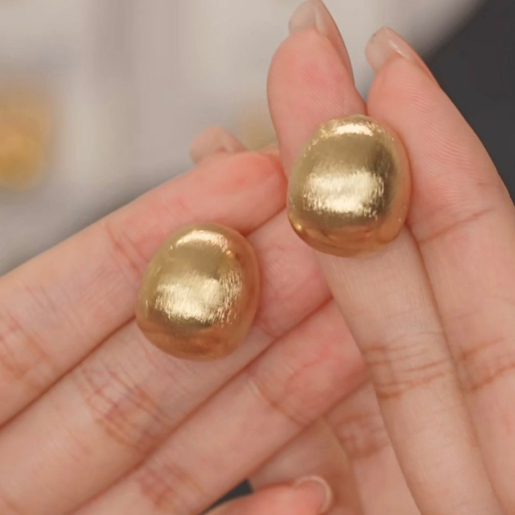 Brushed Pebble Studs