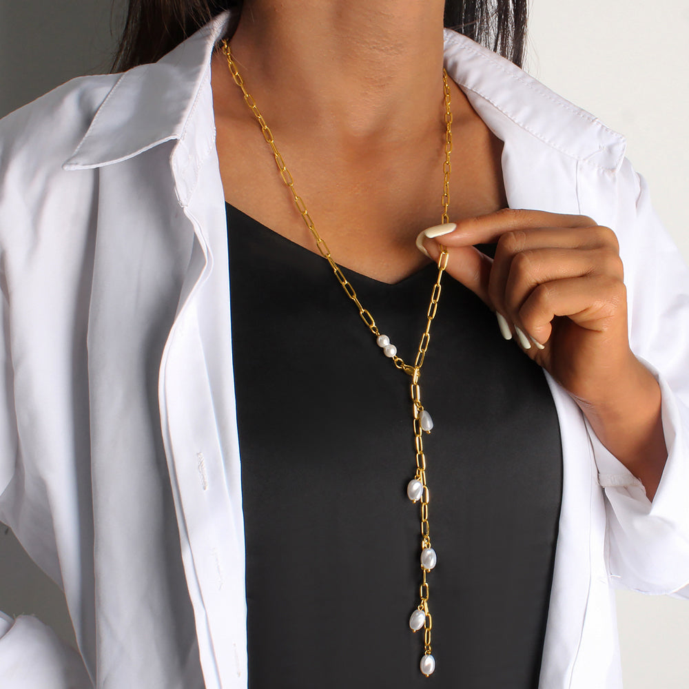 The Aviana Pearl Chain Necklace